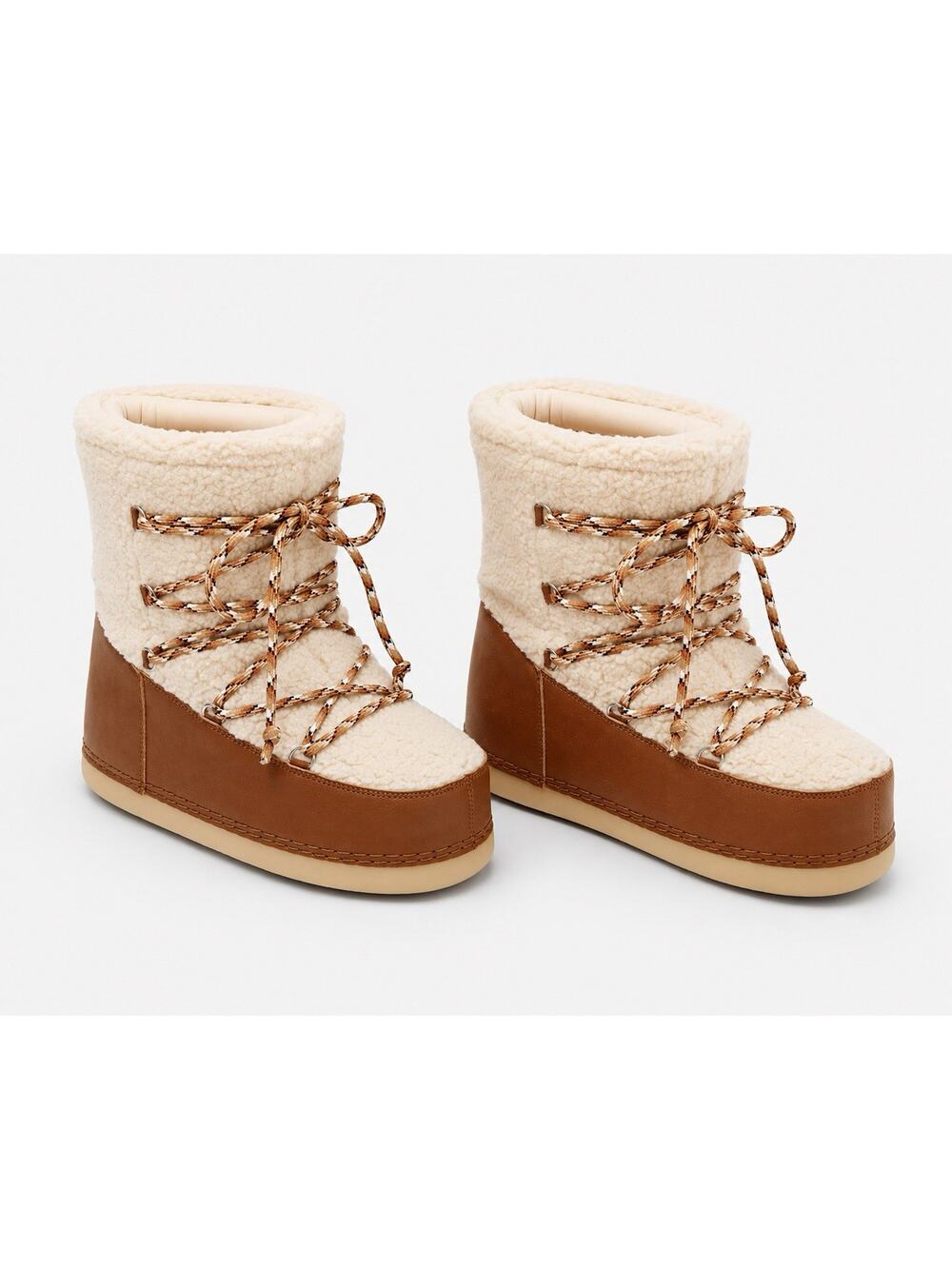 Women's Universal Thread Zenita Boots Memory Foam Insole Cognac Size 9